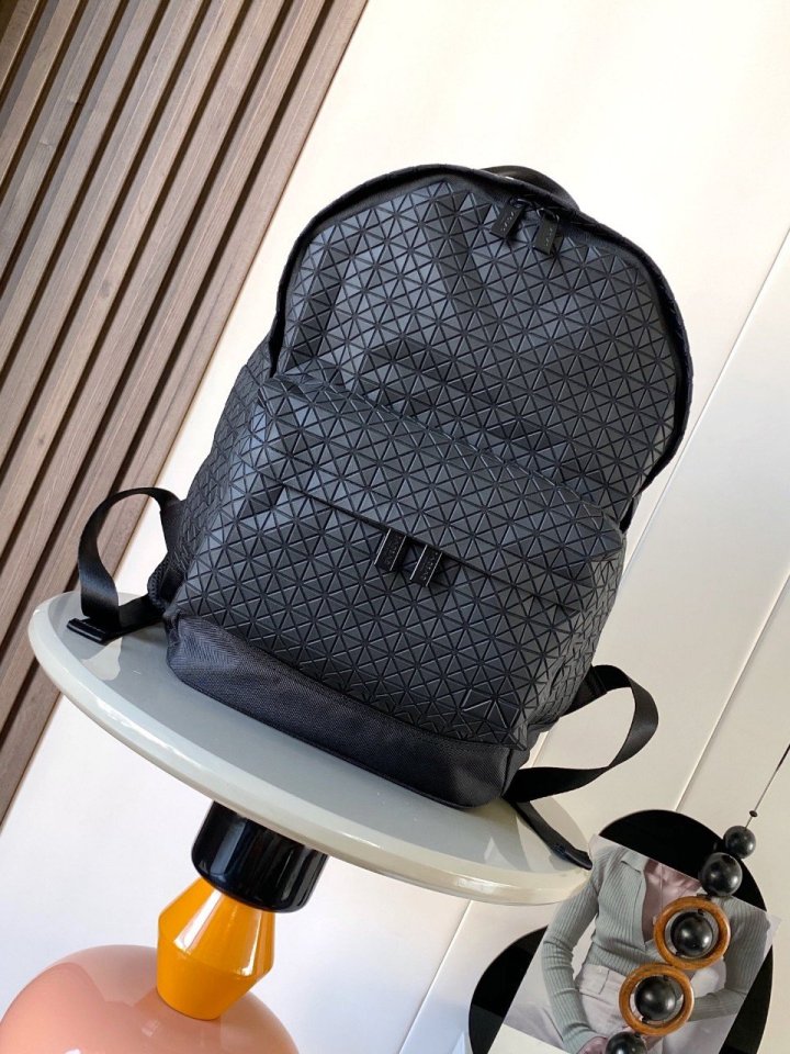 바오바오 이세이미야케  백팩  