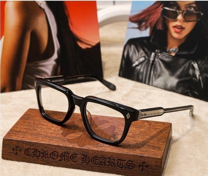 크롬하츠 앰비딕스트러스 안경테