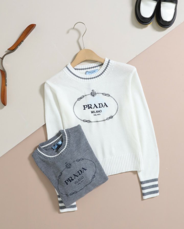 프라다 로고 크루넥 스웨터