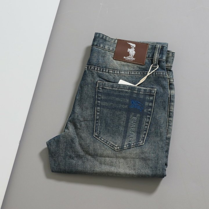 버버리 기사도 빈티지 워싱 데님 팬츠