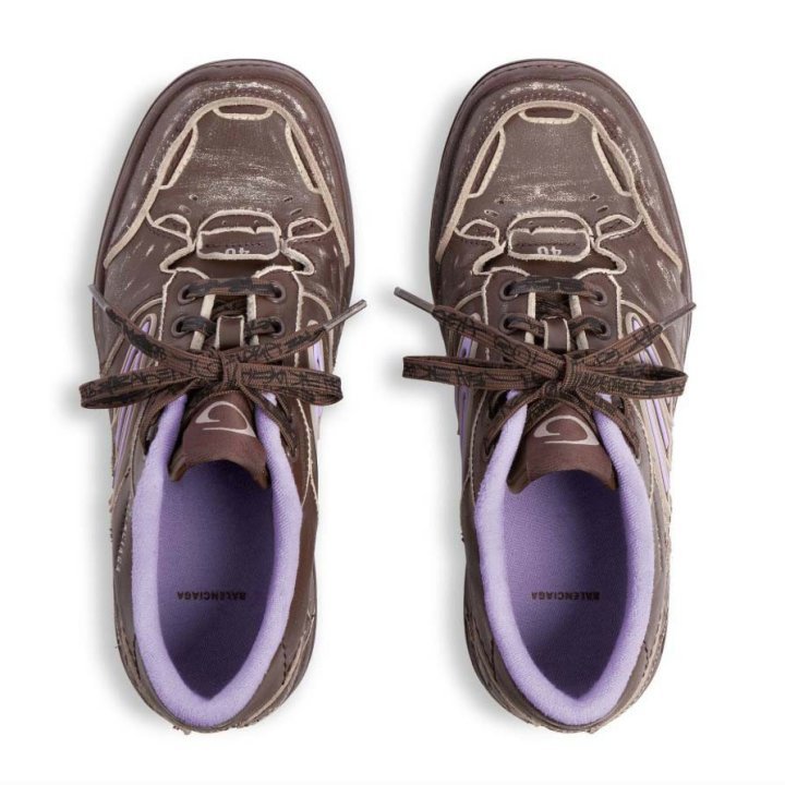 발렌시아가 햄튼스 원-아웃 스니커즈