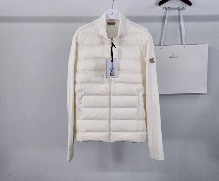 몽클레어 백로고 캐시미어 울 다운패딩